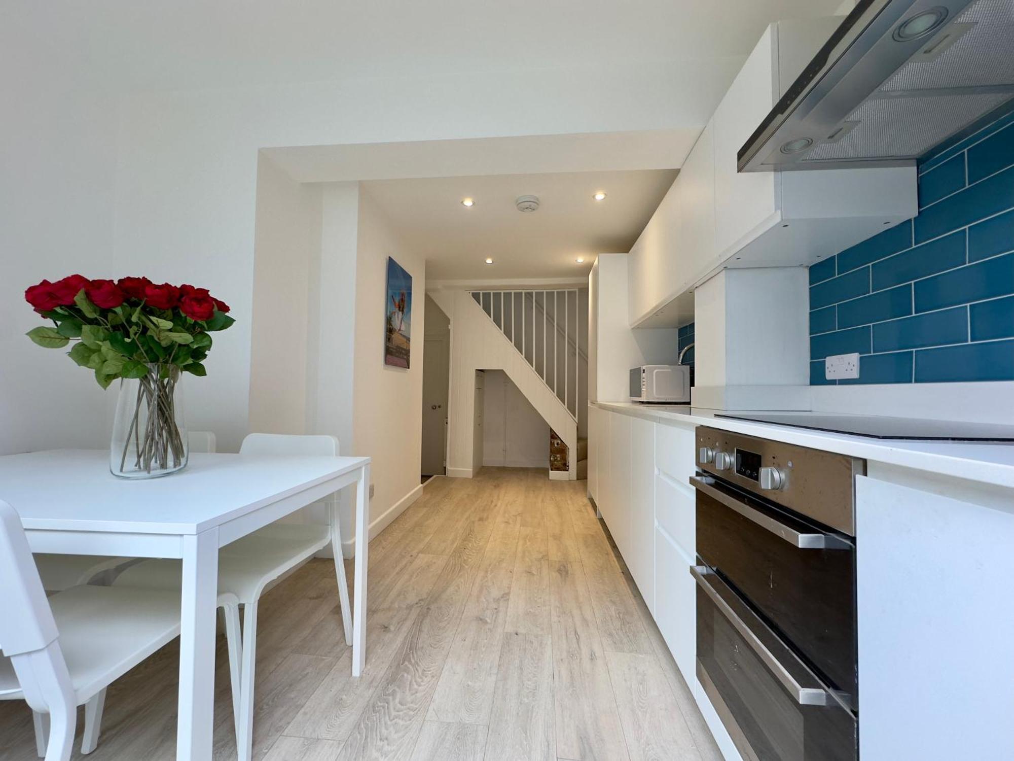 St Leonards-on-Sea Buttercup Cottage Off-Street Parking 2 Large Suvs 3 Minutes To Beach מראה חיצוני תמונה