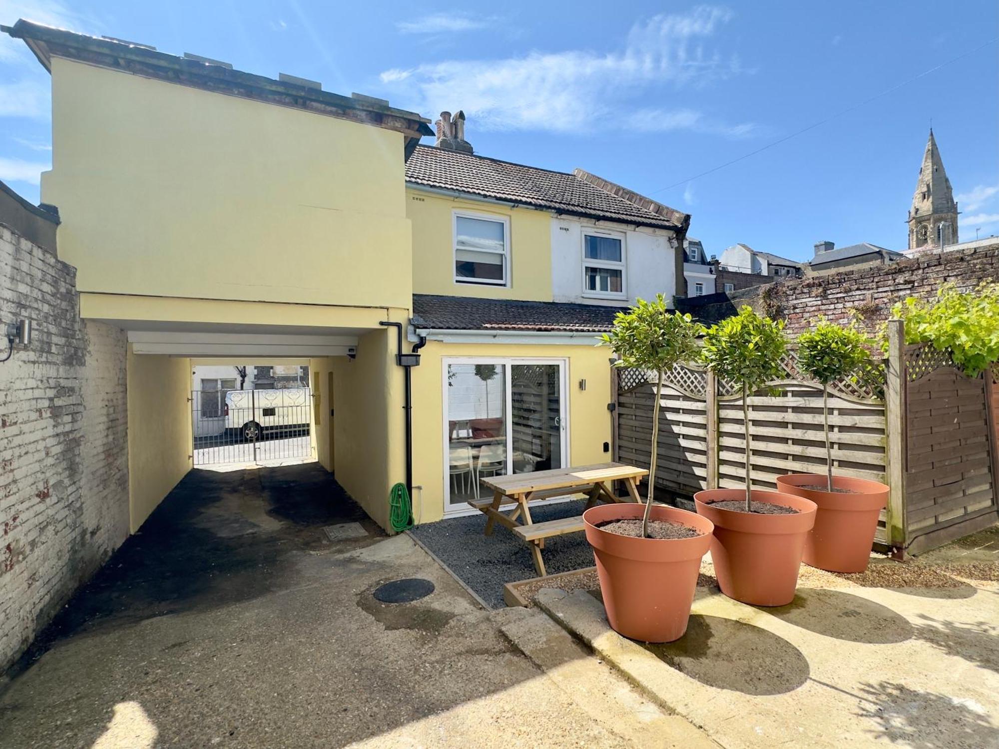 St Leonards-on-Sea Buttercup Cottage Off-Street Parking 2 Large Suvs 3 Minutes To Beach מראה חיצוני תמונה